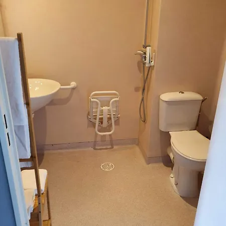 Gold & 酒店 阿内勒