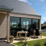 Western De La Normandie Hotel 3*