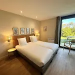 Western De La Normandie Hotel 3*
