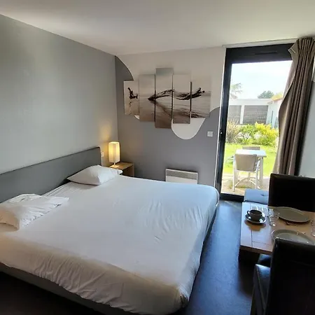 Hotel Gold & 3*