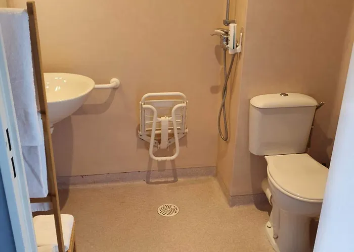 Gold & Hotell Asnelles